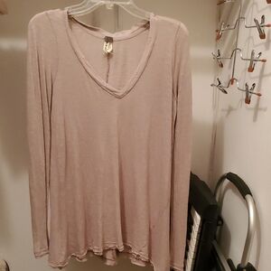 We The Free Lavender Long Sleeve V-Neck Top